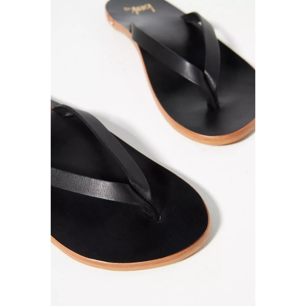 Beek | Seabird Slide Sandals in Black Leather Size 8